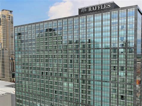 RAFFLES MAKATI .